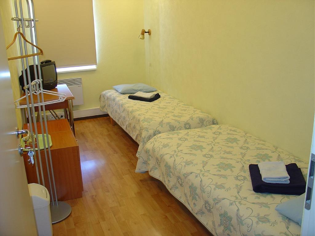 Kuressaare Airport Guest House Номер фото