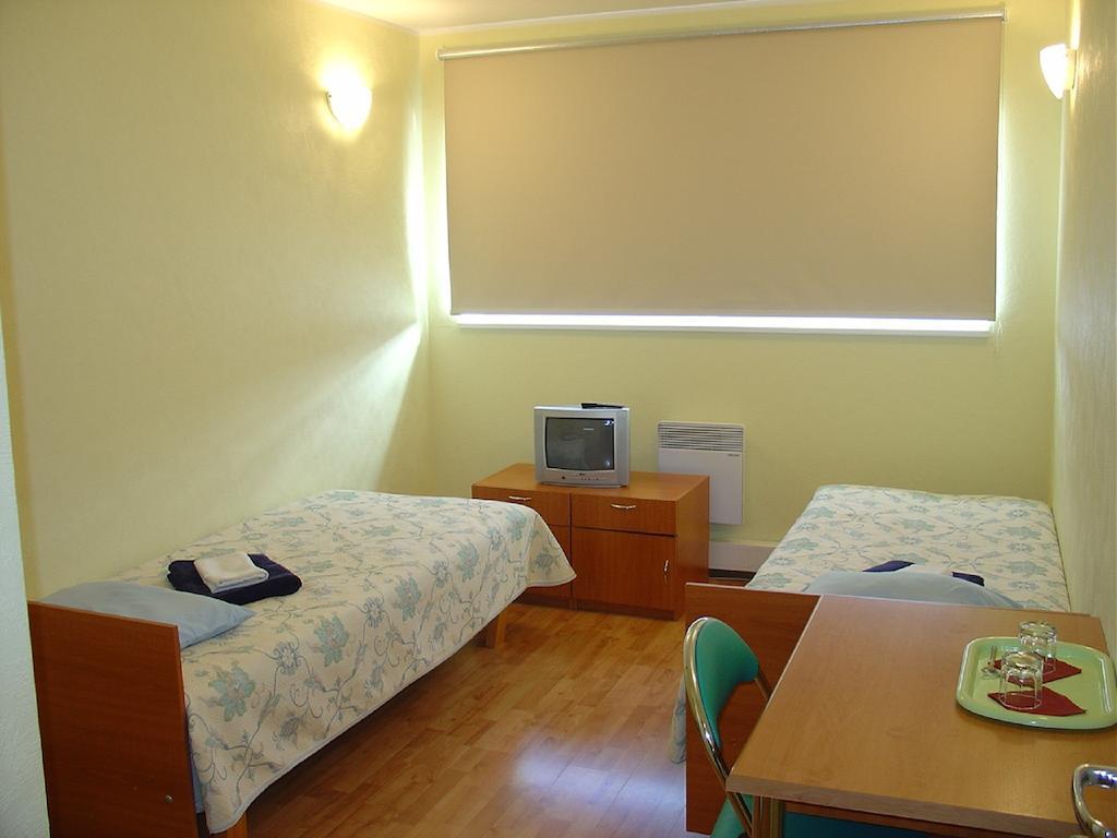 Kuressaare Airport Guest House Номер фото